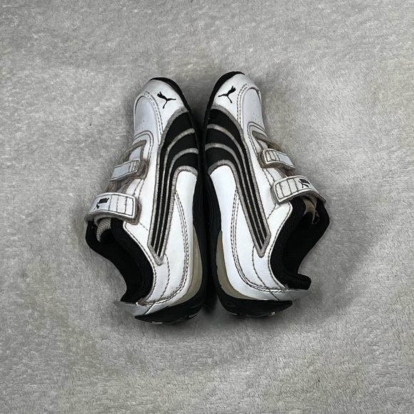 Toddler Puma Sneakers - 9T - Picture 2 of 8